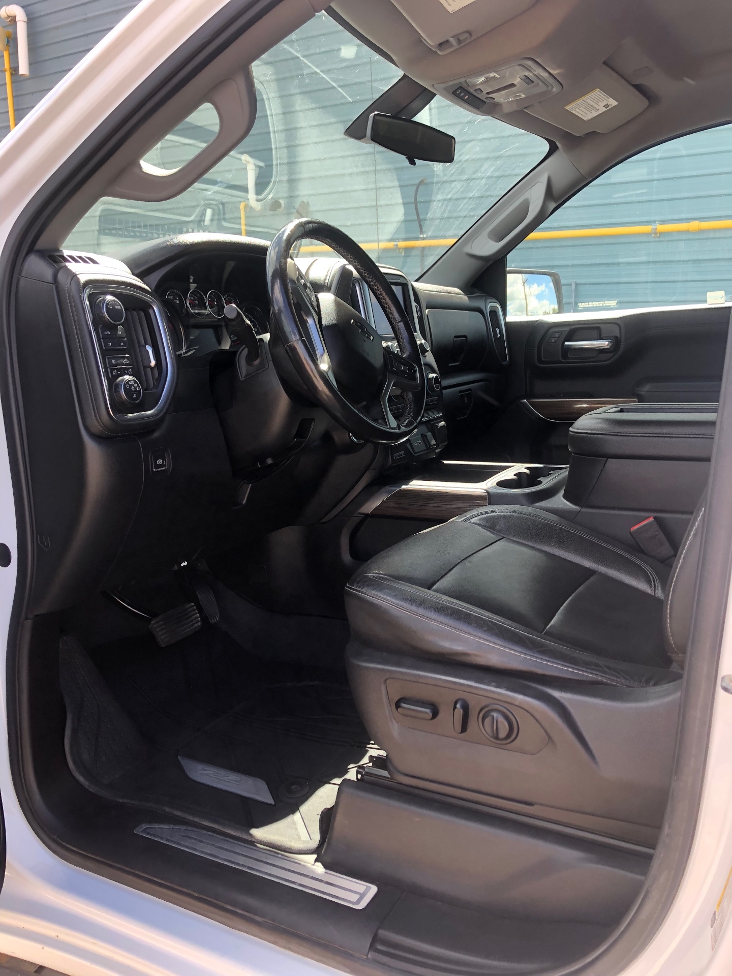 Truck front cabin — after Draude Interior Detailing